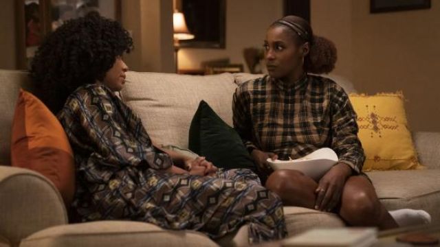 Checked Cot­ton Blend Seer­suck­er Mi­ni Dress worn by Issa Dee (Issa Rae) in Insecure Season 4 Episode 6