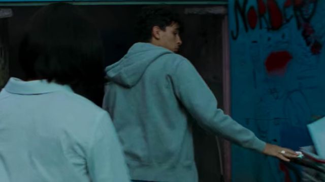 Sweatshirt grey Sim (Adil Dehbi) in The Eddy (S01E02)