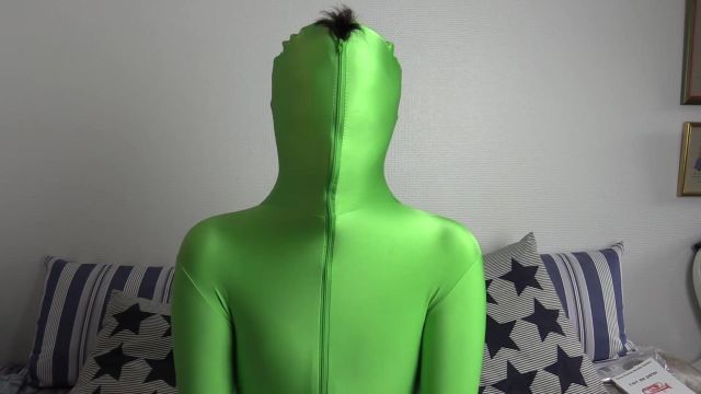 Disguise green worn by HugoPosay in his video TOP 10: FUNNY STUFF & AMAZING!!! - (Friday, True!)