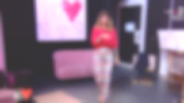 The Pants Right Geometric Print of Daphne Bürki in I love you etc...