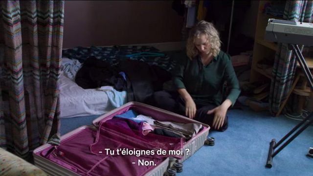 The green shirt of Maja (Joanna Kulig) in The Eddy (S01E05)