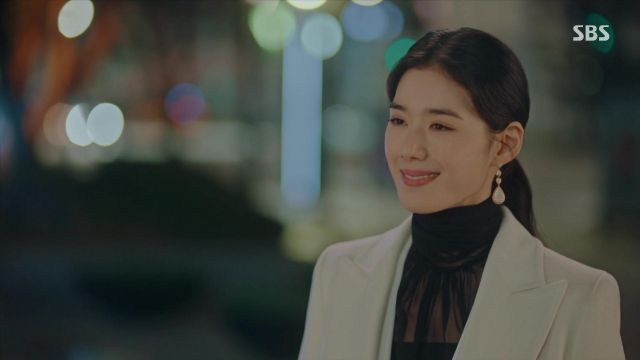 The earrings Boucheron of Koo Seo-Ryeong (Jung Eun-chae) in The King : Youngwonui Gunjoo (S01E06)