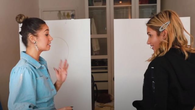 La barrette à strass de Mayadorable dans la vidéo DEUX IDIOTES FONT DE LA PEINTURE POUR LA PREMIÈRE FOIS || Léna Situations