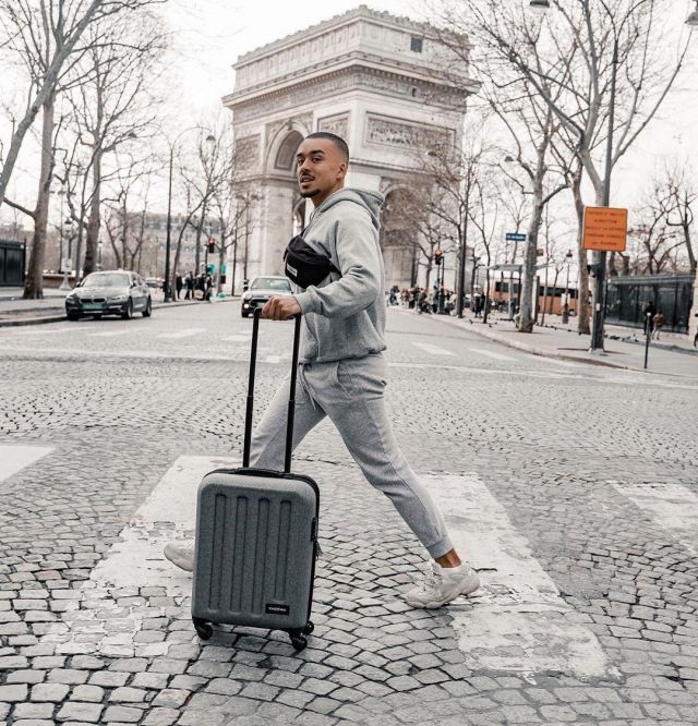 La valise Eastpack utilisée par Johan Papz sur son compte Instagram @johanpapz