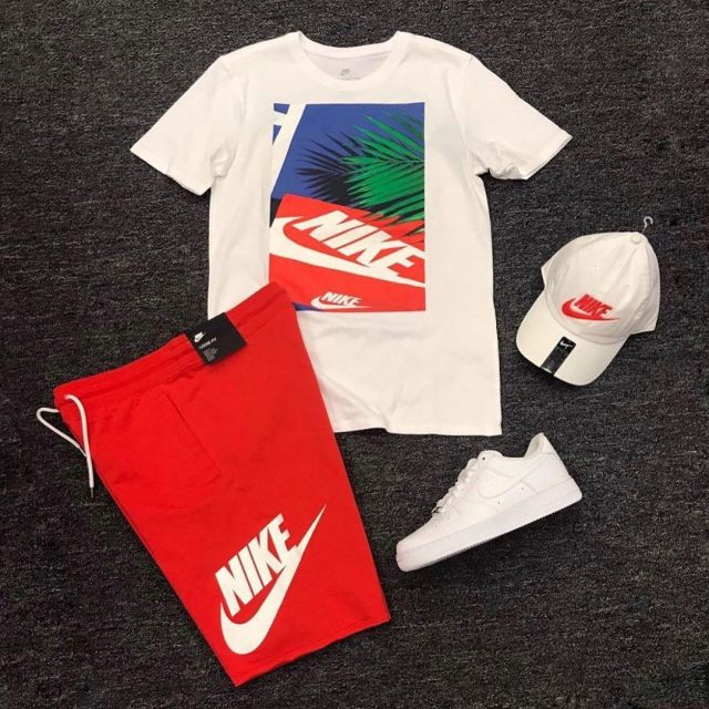 Le t-shirt Nike blanc avec imprimé boîte de chaussures sur le compte Instagram de @ben_abdallah_salim