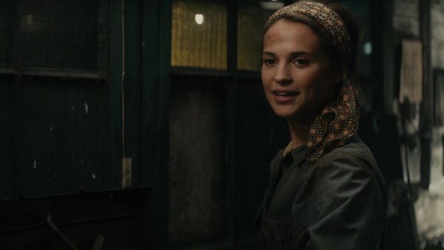 Louis Vuitton Silver Coussin PM Bag worn by Mira (Alicia Vikander) as seen  in Irma Vep (S01E06)