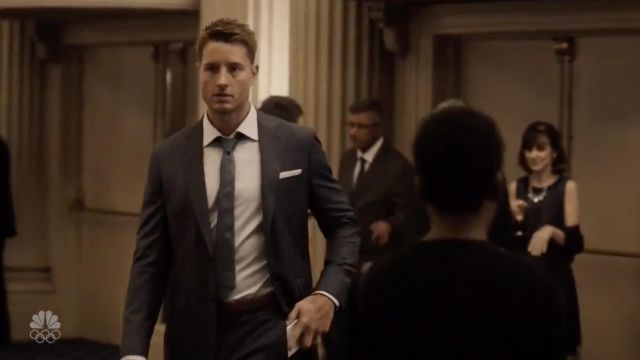 The suit jacket grey worn by Kevin Pearson (Justin Hartley) in This Is Us (S02E05)