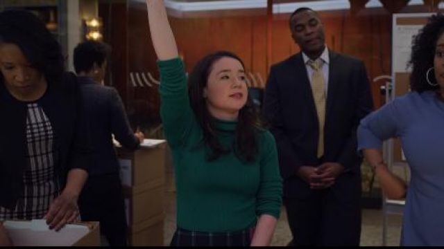 Green Rib Turtle­neck Sweater worn by Marissa Gold (Sarah Steele) in The Good Fight Season 4 Episode 7