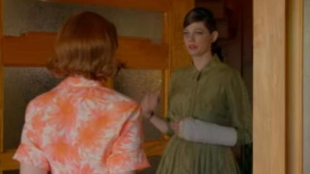 Vert robe longue porté par Marie Vlasin (Analeigh Tipton) dans lesquelles les Femmes Tuent (S01E10)