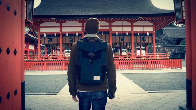 The backpack Master-Piece worn by Florent Hauchard in the video WHERE The MONEY GOES SUBSCRIBERS ? (Vlog Japan #1)