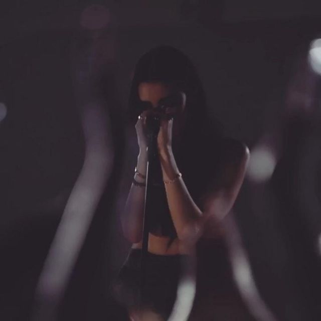 Le bracelet manchette en argent de Madison Beer sur son compte Instagram @madisonbeer