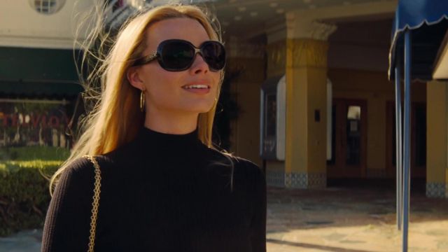 The sunglasses worn by Sharon Tate (Margot Robbie) in the movie Once Upon a Time... in Hollywood