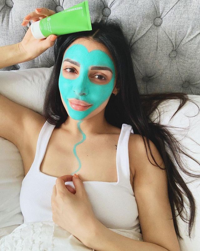 Ole Henriksen Cold Plunge™ Pore Mask uded by Sananas as seen on her Instagram account @sananas2106