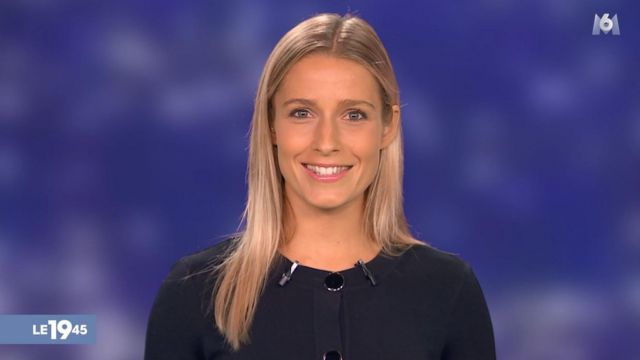 The vest runs right buttoned navy of Florence Trainar in The 19:45