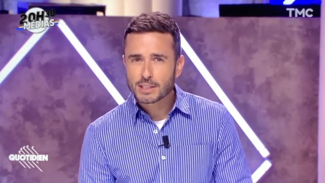 La chemise à rayures portée par Julien Bellver dans l'émission Quotidien