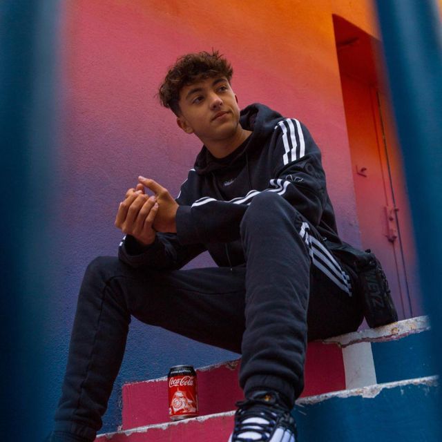 Sweatshirt hoodie Adidas worn by Inoxtag on his account Instagram @inoxtagytb