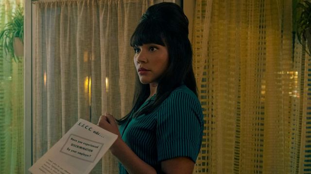 Striped blue dress worn by Allison Hargreeves (Emmy Raver-Lampman) in The Umbrella Academy (Season 2)