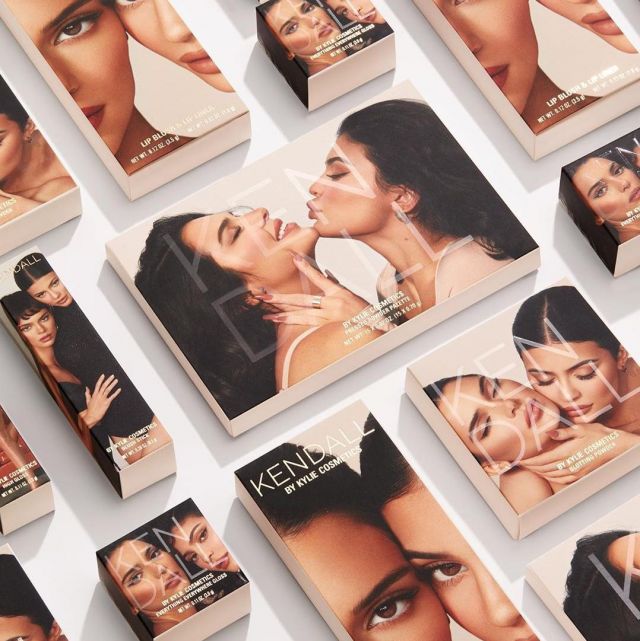 Le coffret de maquillage Kylie Cosmetics sur le compte  de Kylie Jenner