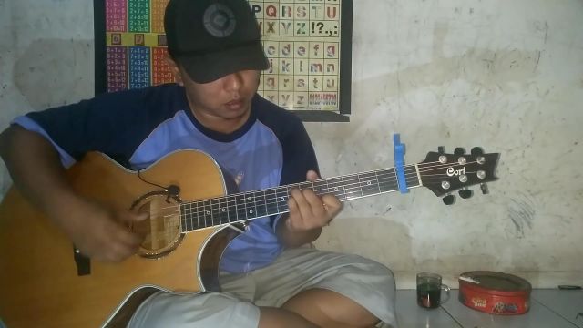 Cort NDX 50 Accoustic Guitar used by Alip Ba Ta in his Queen - Bohemian Rhapsody (fingerstyle cover) Cover music video