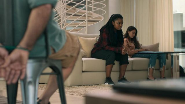 Nike React Element 55 sneakers in black worn by Clara Mahan (Yasmin Monet Prince) as seen in Hanna (S02E08)