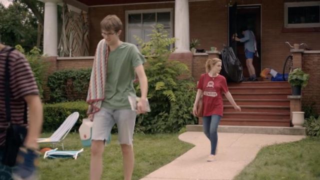 Yellow sneakers worn by Kate (Gillian Jacobs) as seen in I Used to Go Here