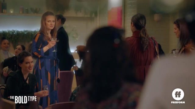 The dress geometric print worn by Kat Edison scope by Eva (Alex Paxton-Beasley) in those who dare (S04E14)
