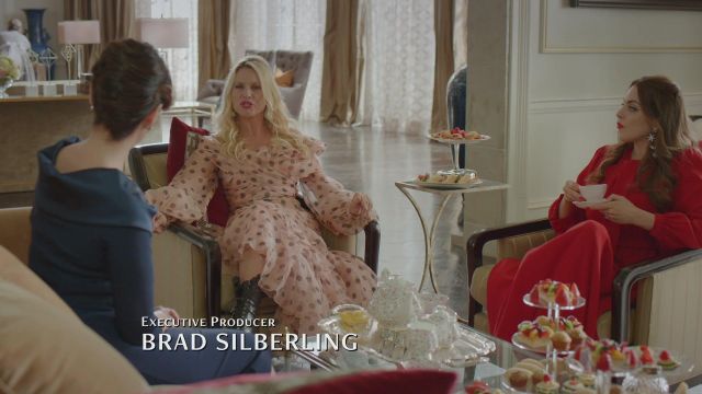 Polka dot haut porté par Alexis Carrington (Nicollette Sheridan) dans Dynastie (S02E08)