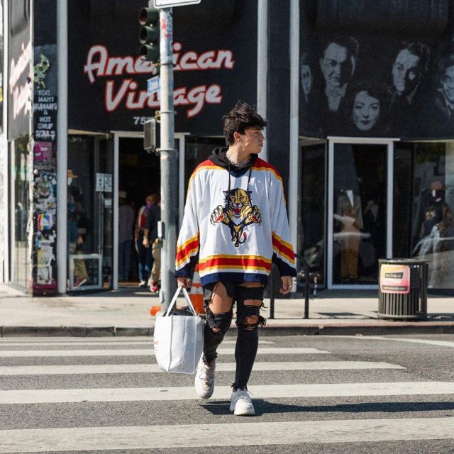 Sudadera con capucha CCM NHL Florida Panthers usada por Quinton Griggs en la cuenta de Instagram @qgriggss