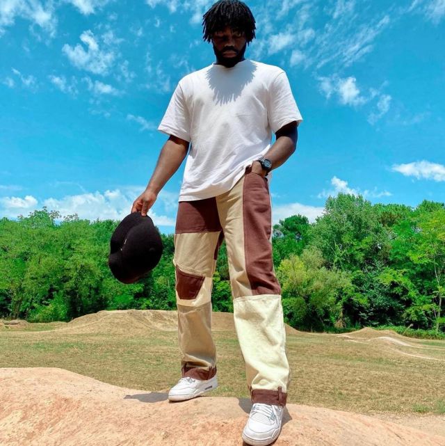 The pants patchwork brown Jaded London worn by Lonni on his account Instagram @lonnizer