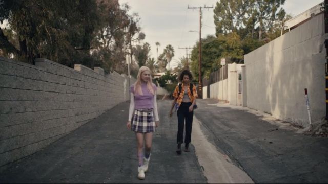 Purple and white pleated plaid skirt worn by Jules Vaughn (Hunter Schafer) in Euphoria (S01E03) | Spotern