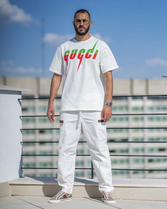 Le t-shirt imprimé Gucci porté par Karim Benzema sur son compte Instagram @karimbenzema