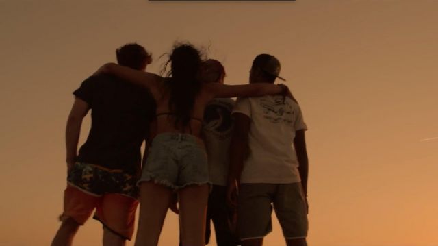 Camion Tee porté par le Pape (Jonathan Daviss) dans les Outer Banks (S01E01)