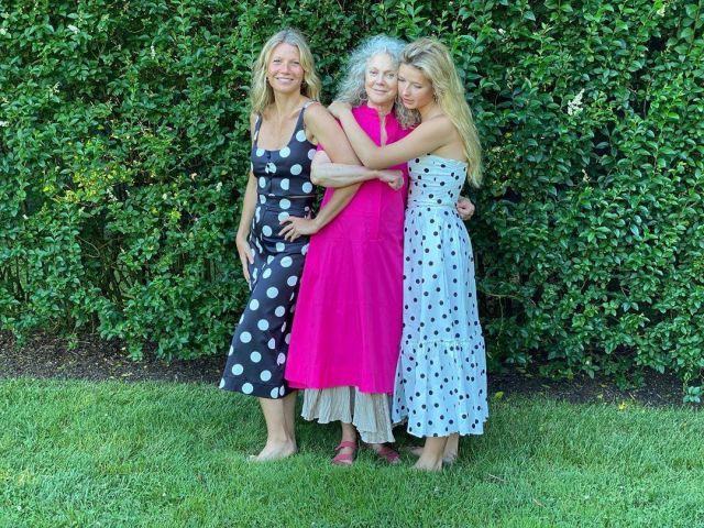 Danielson A-Line Polka-Dot Skirt worn by Gwyneth Paltrow on the Instagram account @gwynethpaltrow
