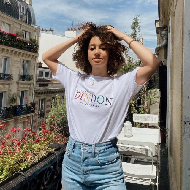 The t-shirt I Am The Dindon of the Farce worn by Lena Situations on her account Instagram @lenamahfouf