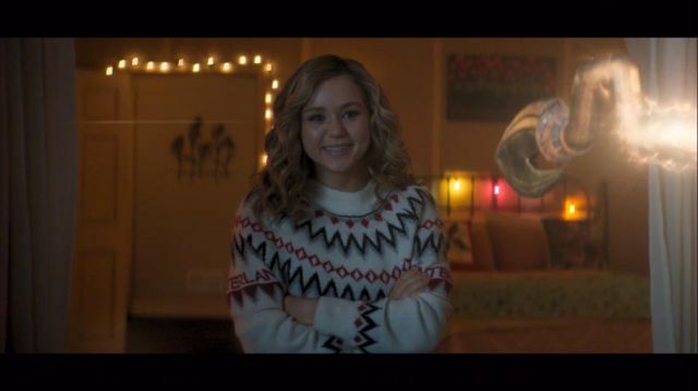 Sweater worn by Courtney Whitmore Brec Bassinger in Stargirl 1x13