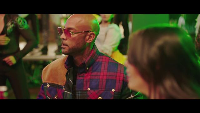 I am looking for the brand of the jacket of Booba in Maes - Madrina ft. Booba