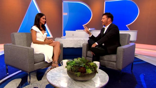 Vestido usado por Adriana Lima en WEB EXTRA: Los niños de Adriana Lima reconocieron su anuncio de modelaje