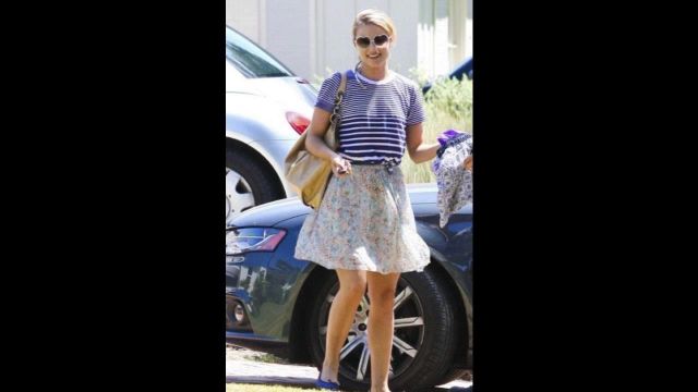 Skirt worn by Dianna Agron in Dianna Agron Style