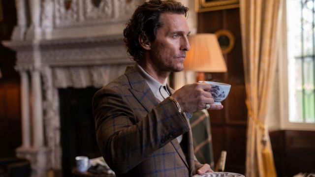 Blazer de Michael Pearson (Matthew McConaughey) dans The Gentlemen