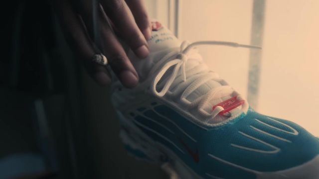 The pair of sky blue Nike TN worn by Koba Lad in his clip 7 SUR 7 FT. FREEZE CORLEONE 