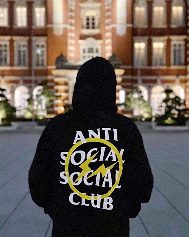 レア✨anti social social club×FRAGMENT パーカー | ochge.org