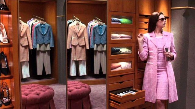The pink dress of Mia Thermopolis (Anne Hathaway) in The Princess Diaries 2: Royal Engagement