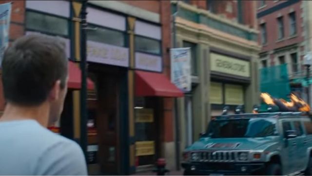 Hummer Car of Guy (Ryan Reynolds) in Free Guy