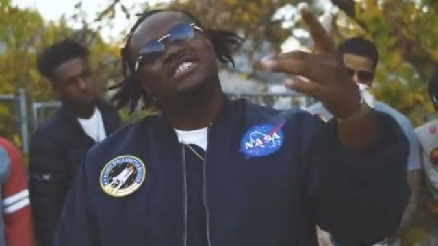 de Tee Grizzley dans Tee Grizzley - &quot;First Day Out&quot; [Official Music Video]