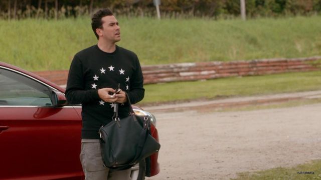 Sweatshirt Stars de David Rose (Daniel Levy) dans Schitt&#39;s Creek (S02E09)