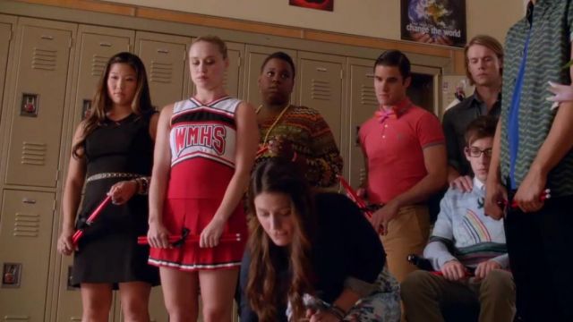 Robe portée par Tina Cohen-Chang (Jenna Ushkowitz) dans Glee (S05E03)