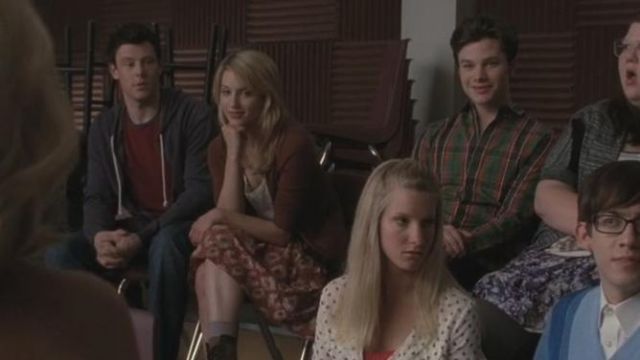 Jupe portée par Quinn Fabray (Dianna Agron) dans Glee (S02E19)