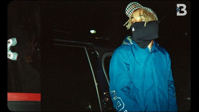 Casquette de zola portée par Zola dans le clip Zola l Freestyle Booska'Sten