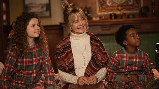 Suéter blanco de la señora Claus (Goldie Hawn) en Las crónicas de Navidad:  segunda parte | Spotern