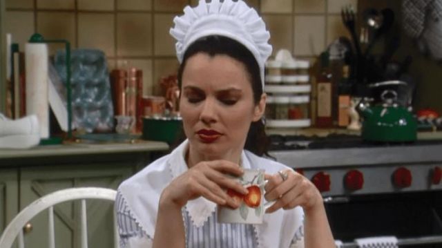Mugs of Fran Fine (Fran Drescher) in the series Une nanny d&#39;enfer (S01E10)